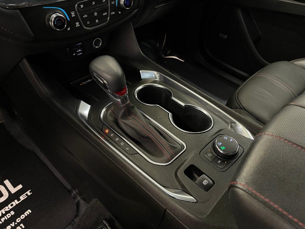 used 2023 Chevrolet Traverse car, priced at $35,500