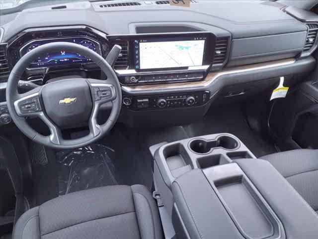 new 2025 Chevrolet Silverado 1500 car, priced at $45,192