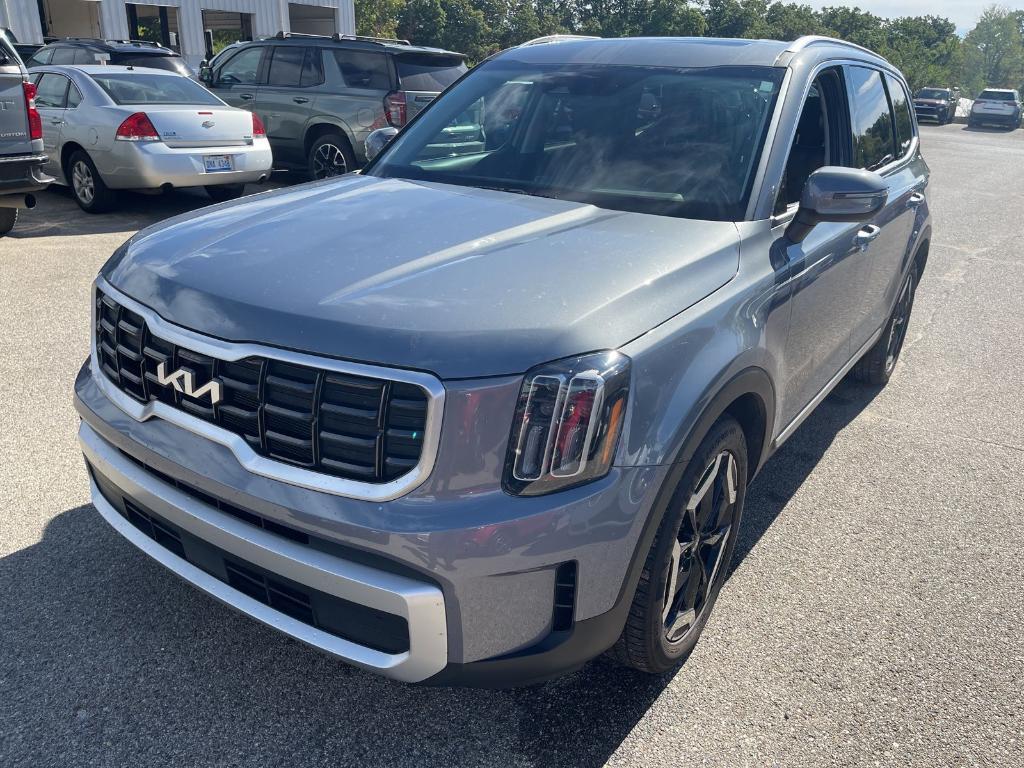 used 2025 Kia Telluride car, priced at $34,500