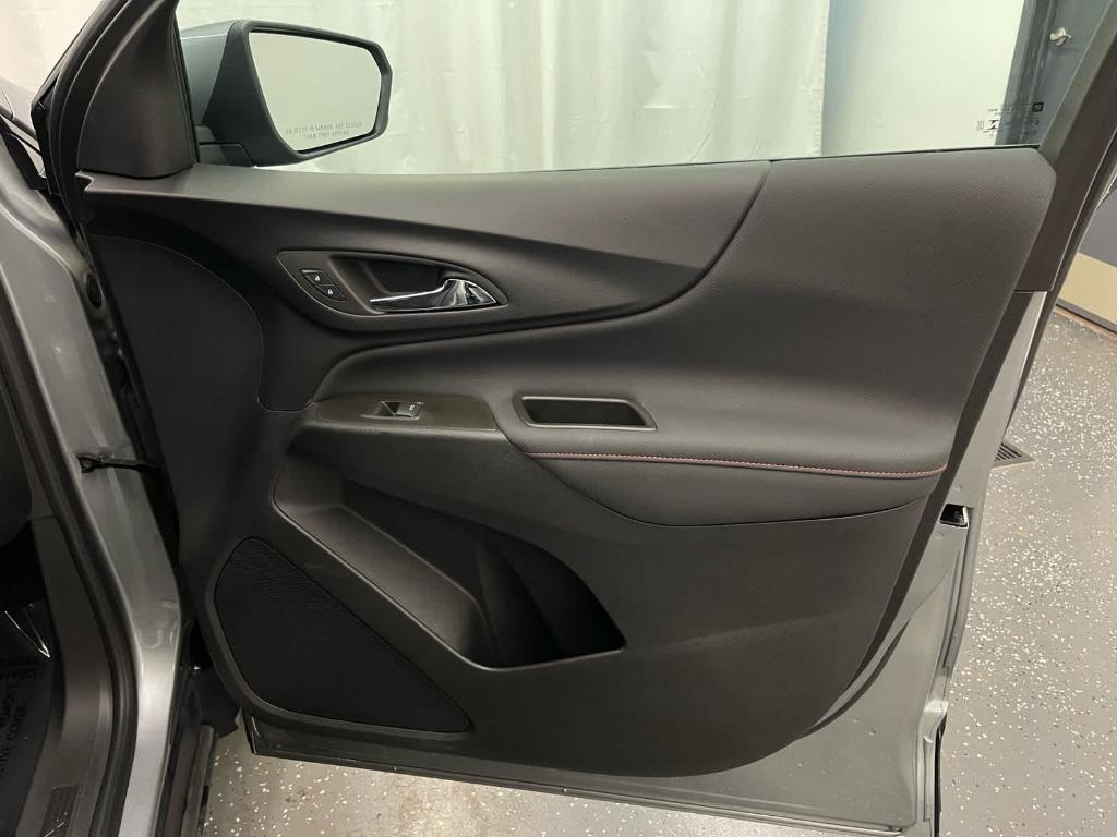 used 2023 Chevrolet Equinox car, priced at $25,000