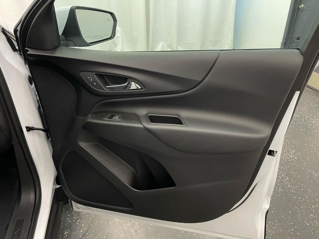 used 2022 Chevrolet Equinox car, priced at $23,500