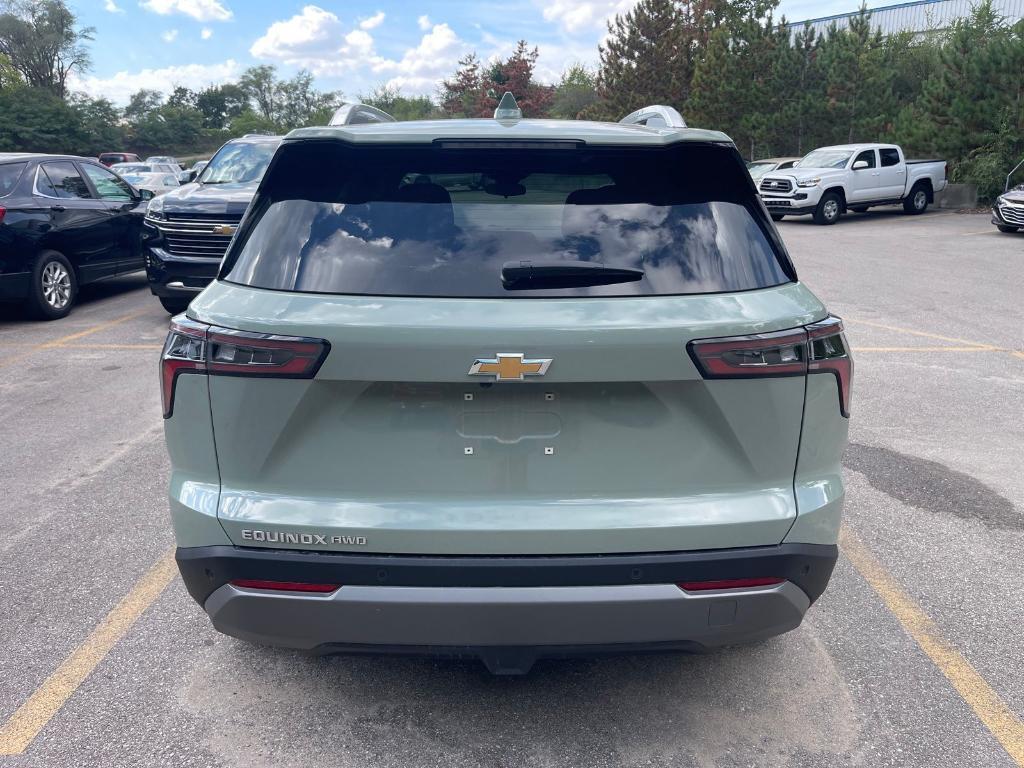 used 2025 Chevrolet Equinox car, priced at $30,000