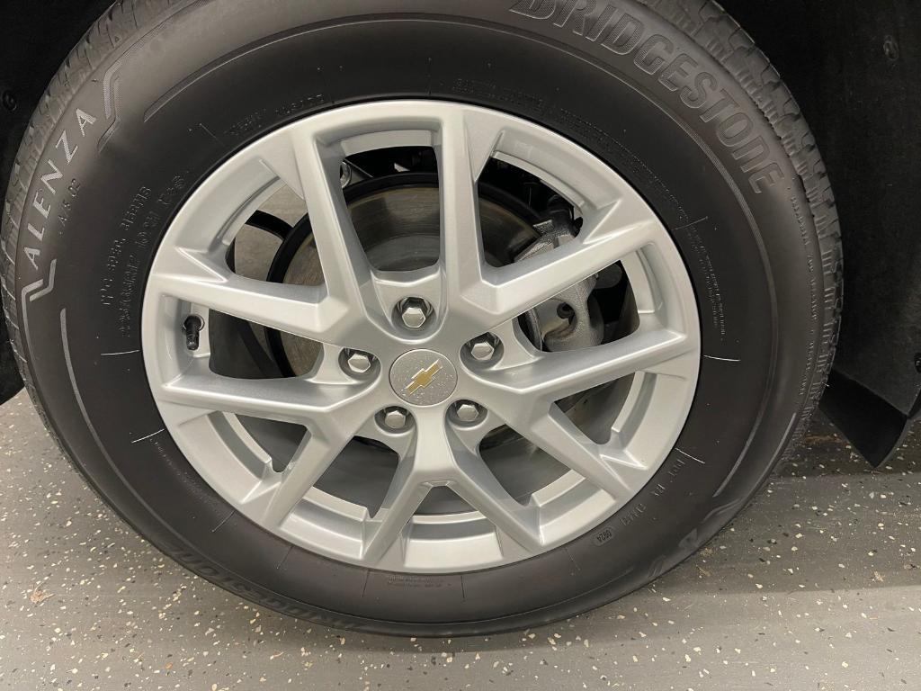 used 2024 Chevrolet Equinox car, priced at $25,000