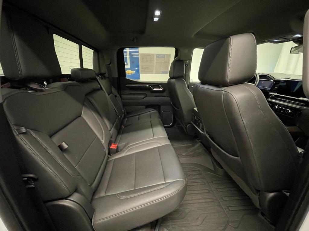 used 2023 GMC Sierra 1500 car, priced at $44,000