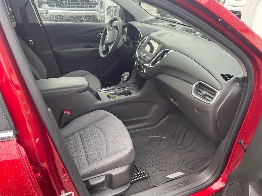 used 2021 Chevrolet Equinox car, priced at $19,000