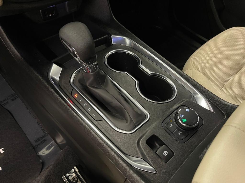 used 2023 Chevrolet Traverse car, priced at $29,500