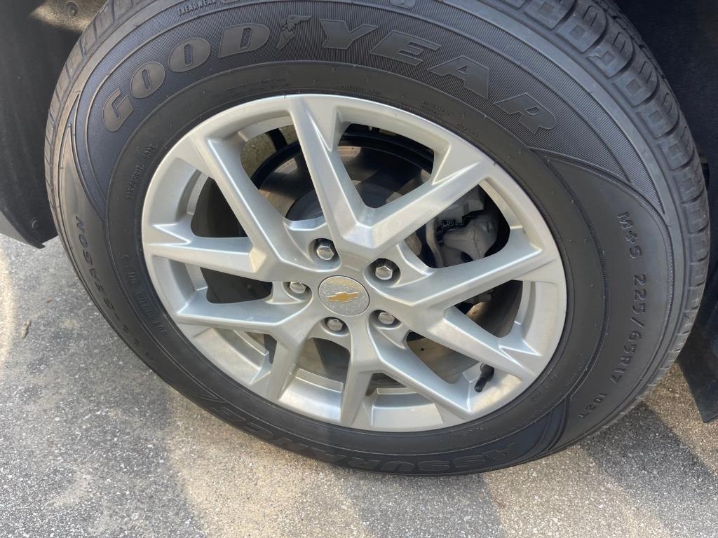 used 2022 Chevrolet Equinox car, priced at $20,500