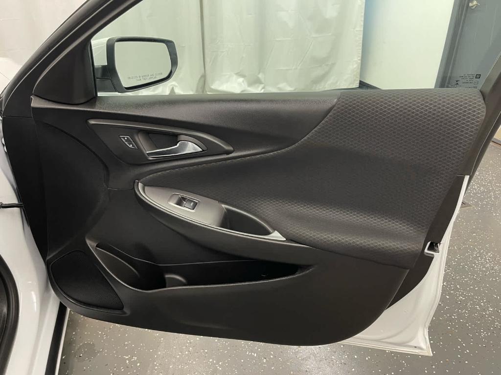 used 2025 Chevrolet Malibu car, priced at $26,500