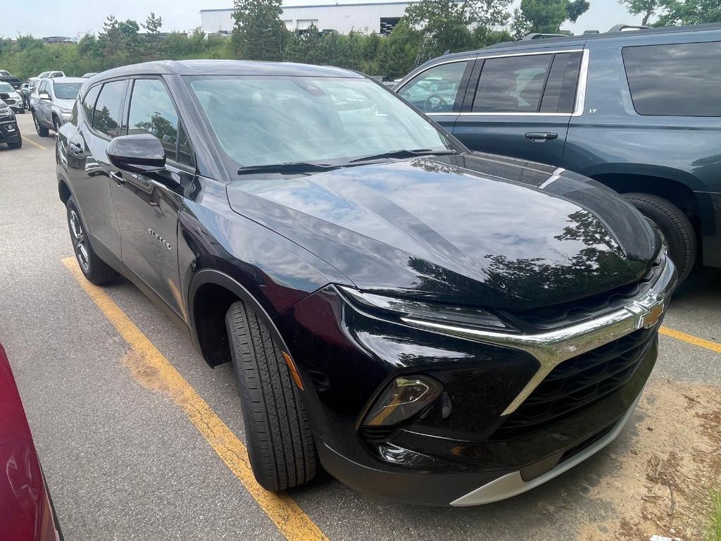 used 2025 Chevrolet Blazer car, priced at $36,000