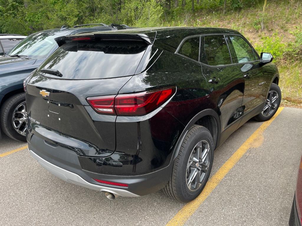 used 2025 Chevrolet Blazer car, priced at $36,000