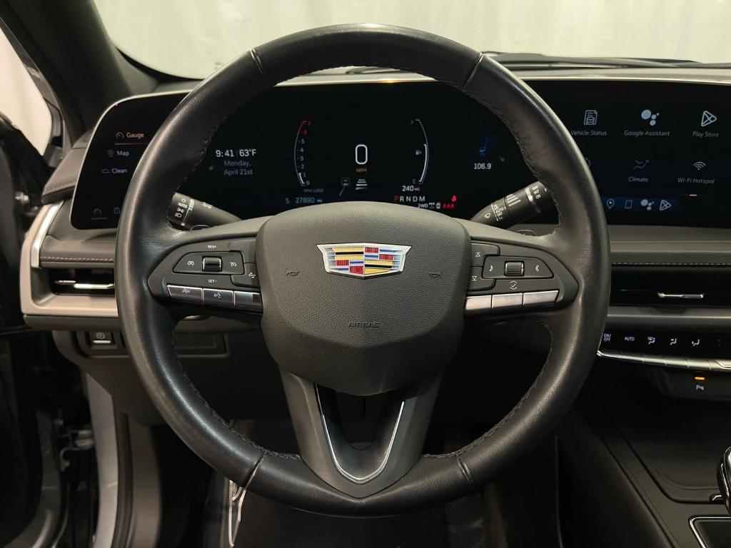 used 2024 Cadillac XT4 car, priced at $36,000