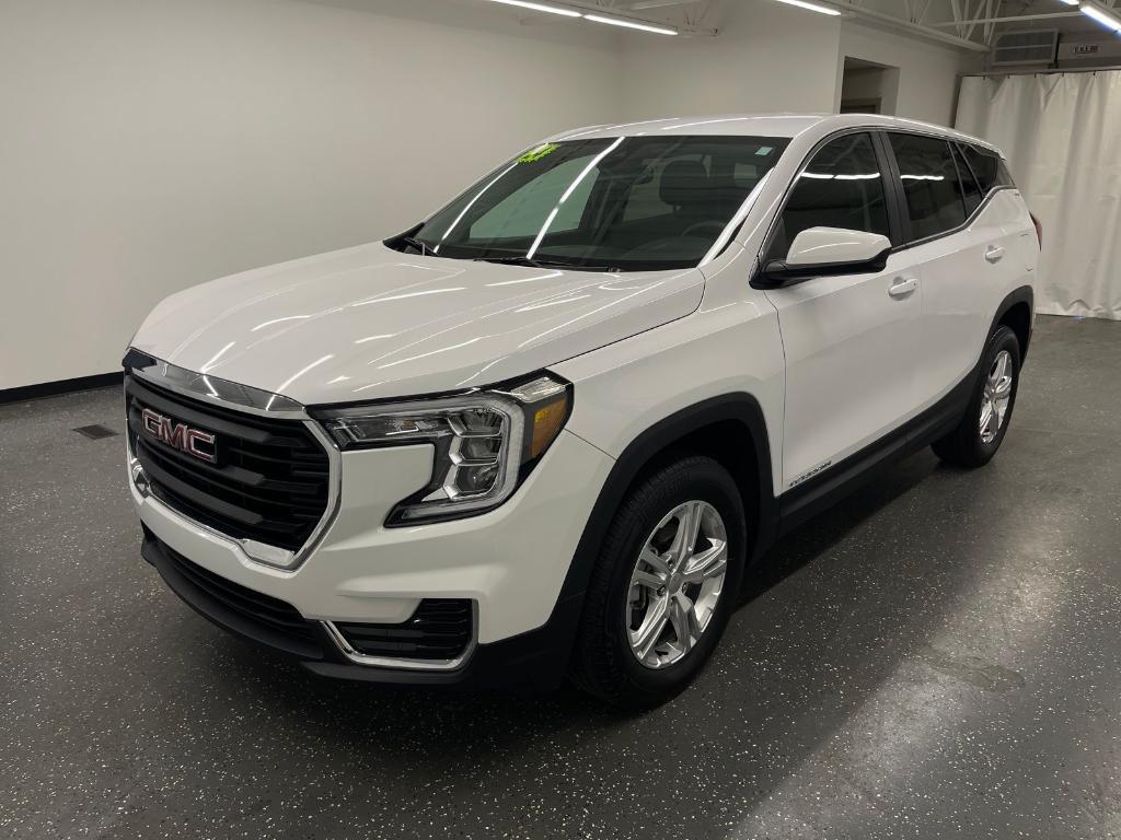 used 2024 GMC Terrain car, priced at $25,000