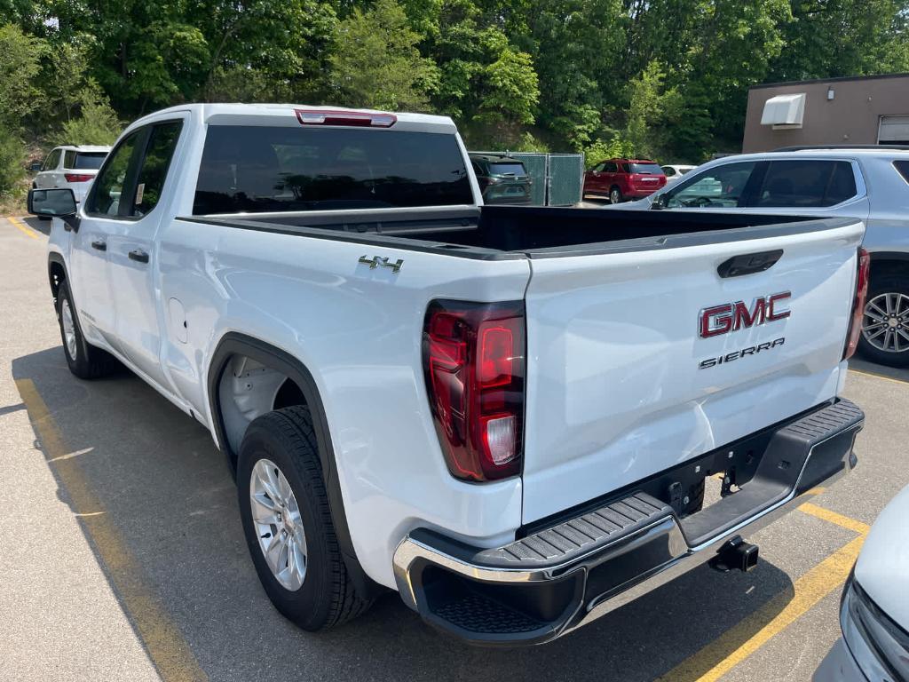 used 2023 GMC Sierra 1500 car, priced at $35,000