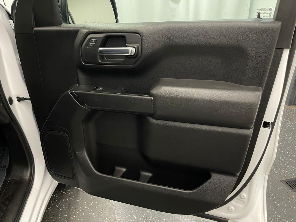 used 2023 GMC Sierra 1500 car, priced at $35,000