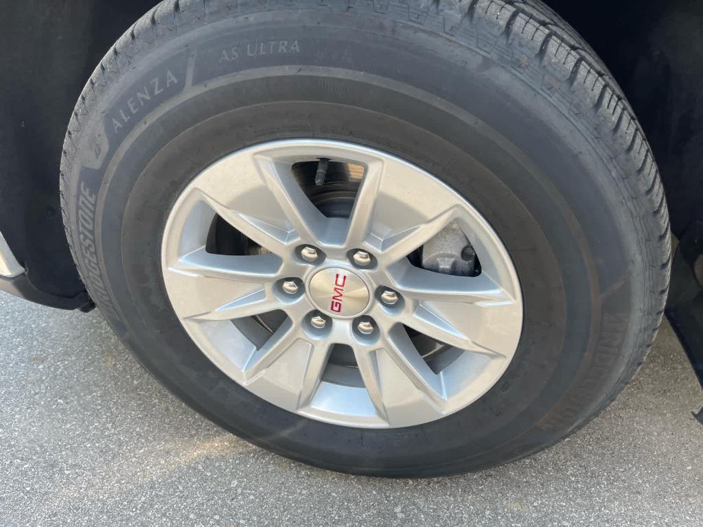 used 2023 GMC Sierra 1500 car, priced at $35,000