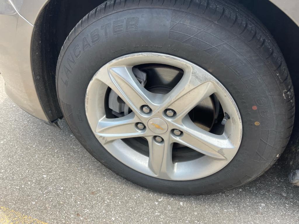 used 2022 Chevrolet Malibu car, priced at $18,500