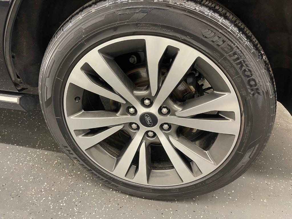 used 2021 Ford Expedition car, priced at $44,000