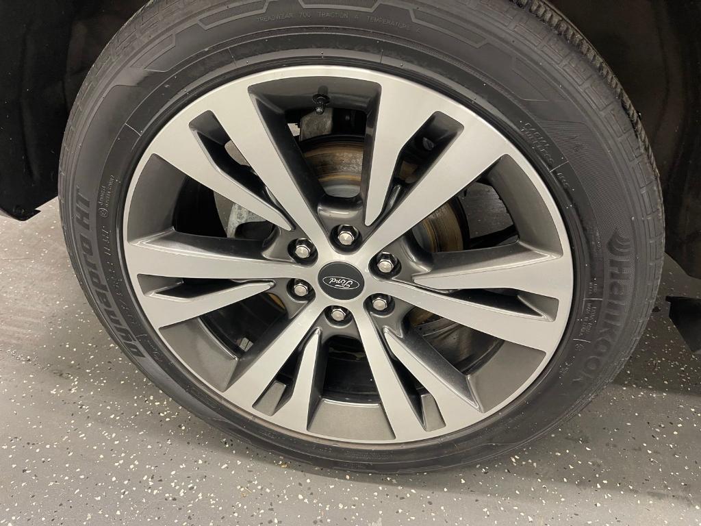 used 2021 Ford Expedition car, priced at $44,000