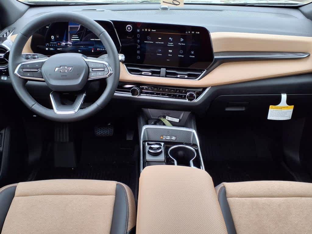 new 2025 Chevrolet Equinox car, priced at $40,125