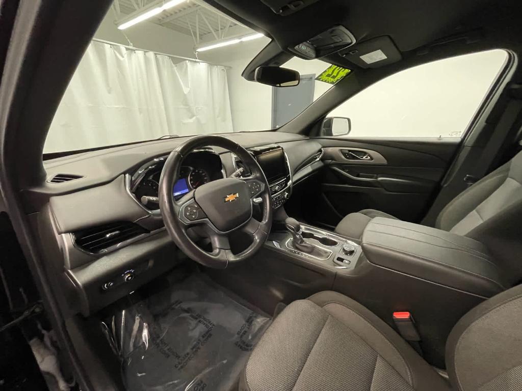 used 2022 Chevrolet Traverse car, priced at $28,000