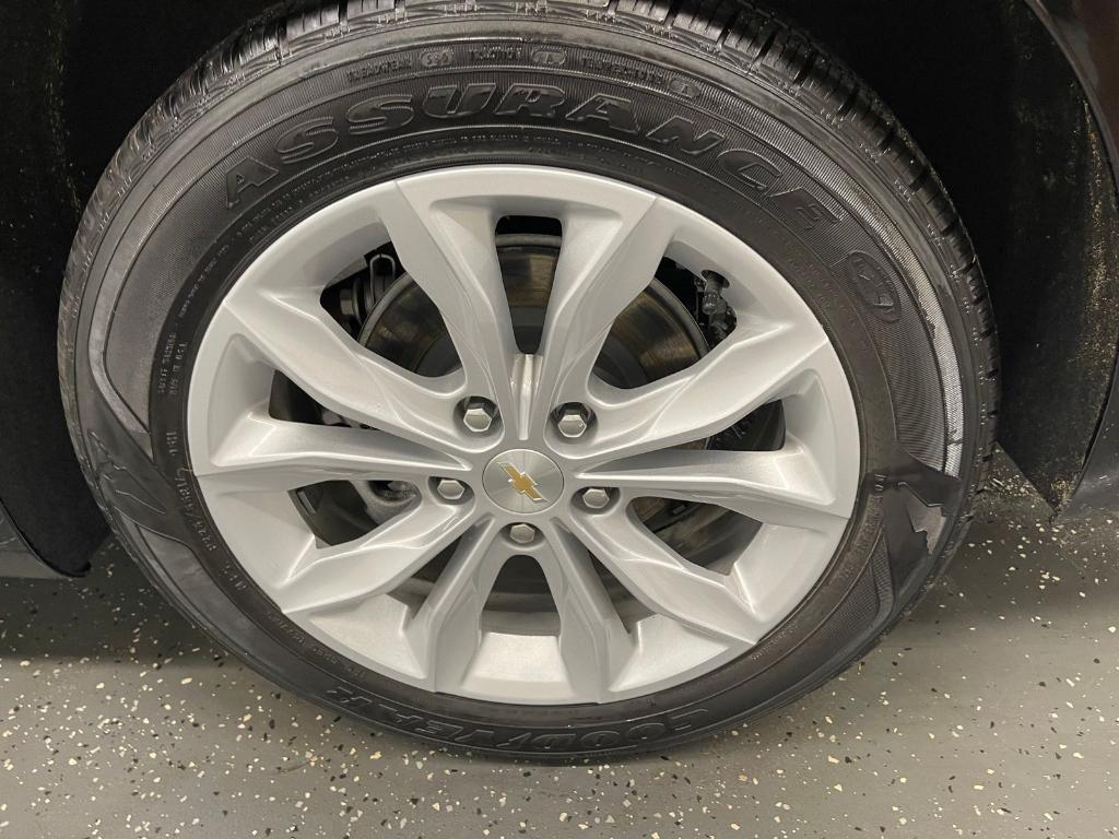 used 2025 Chevrolet Malibu car, priced at $23,500
