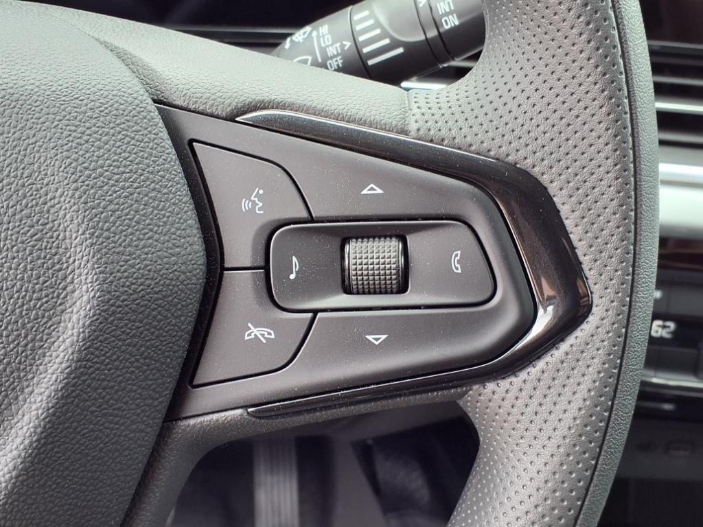 new 2025 Chevrolet Trax car, priced at $23,354