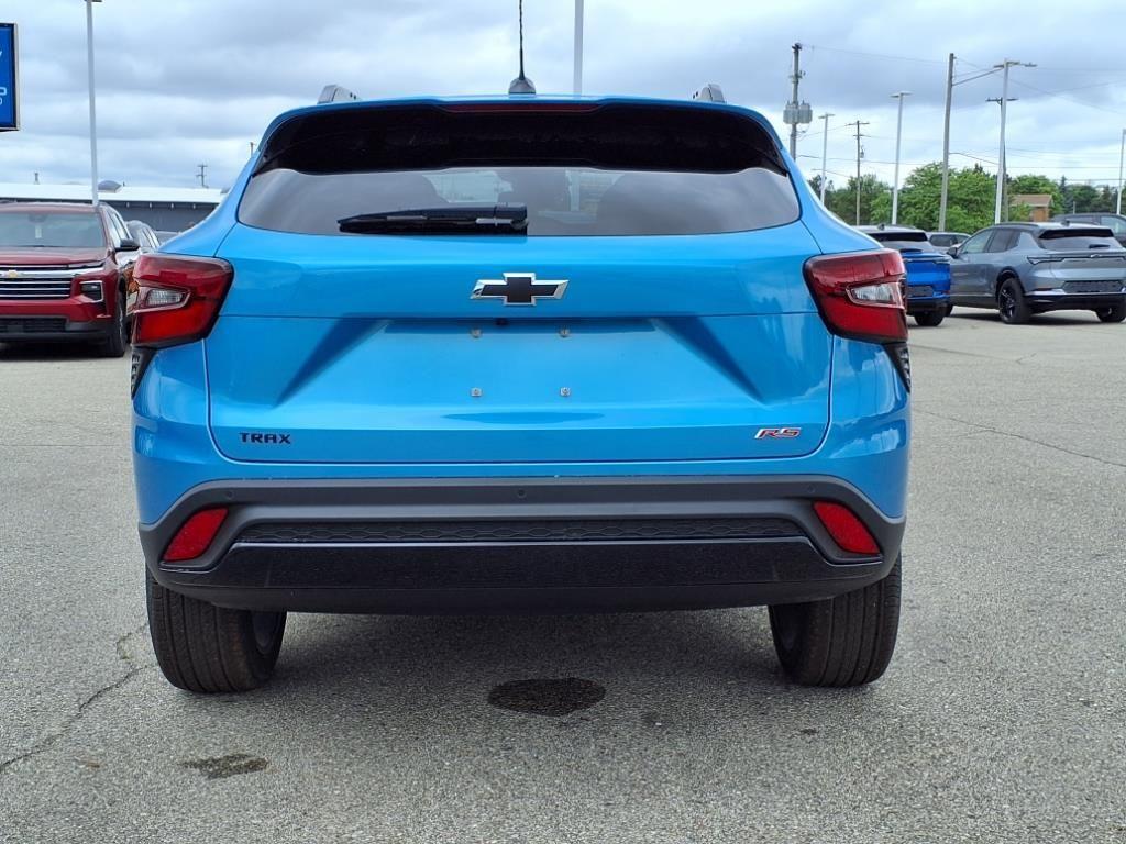 new 2025 Chevrolet Trax car, priced at $26,409