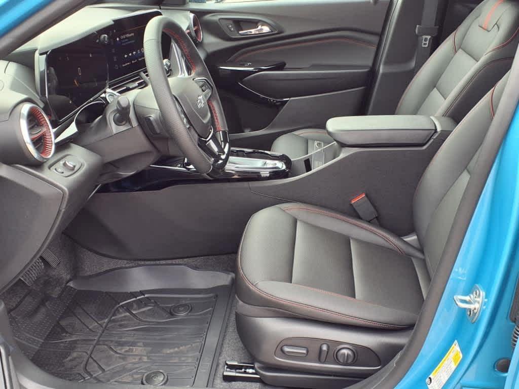 new 2025 Chevrolet Trax car, priced at $26,422