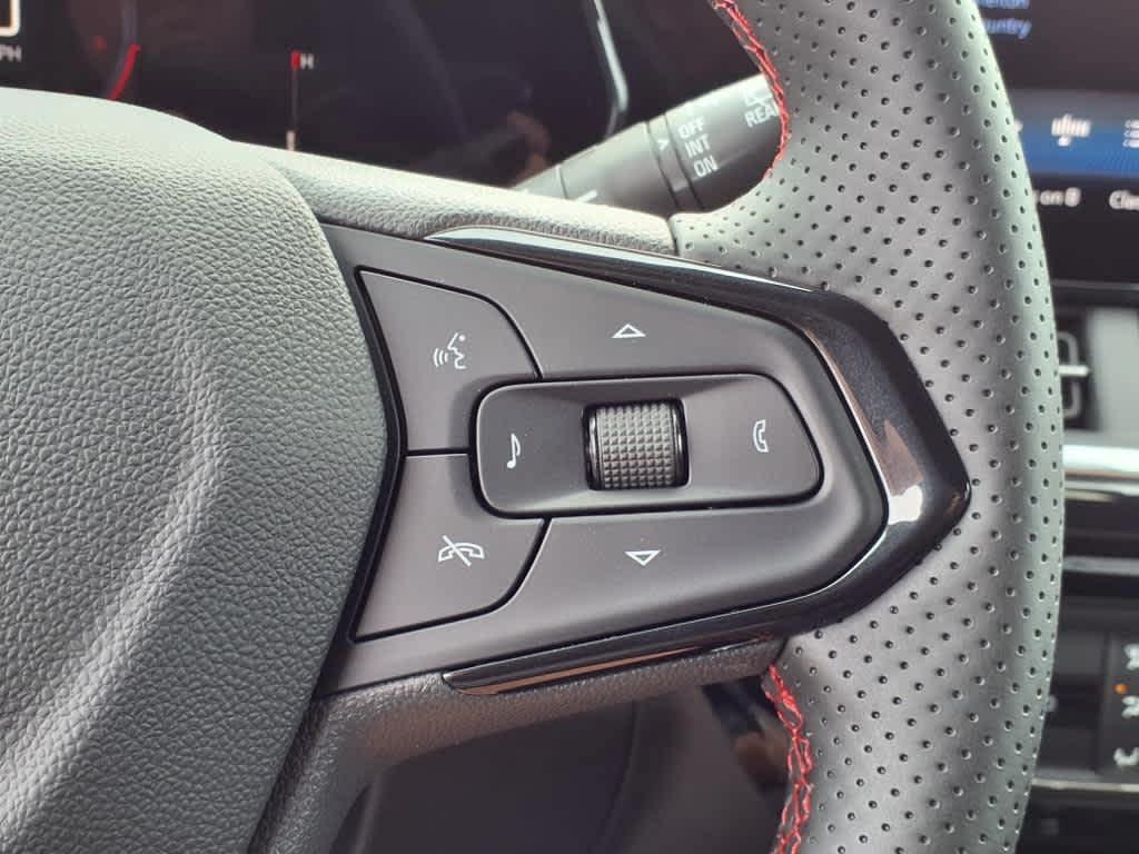 new 2025 Chevrolet Trax car, priced at $26,422