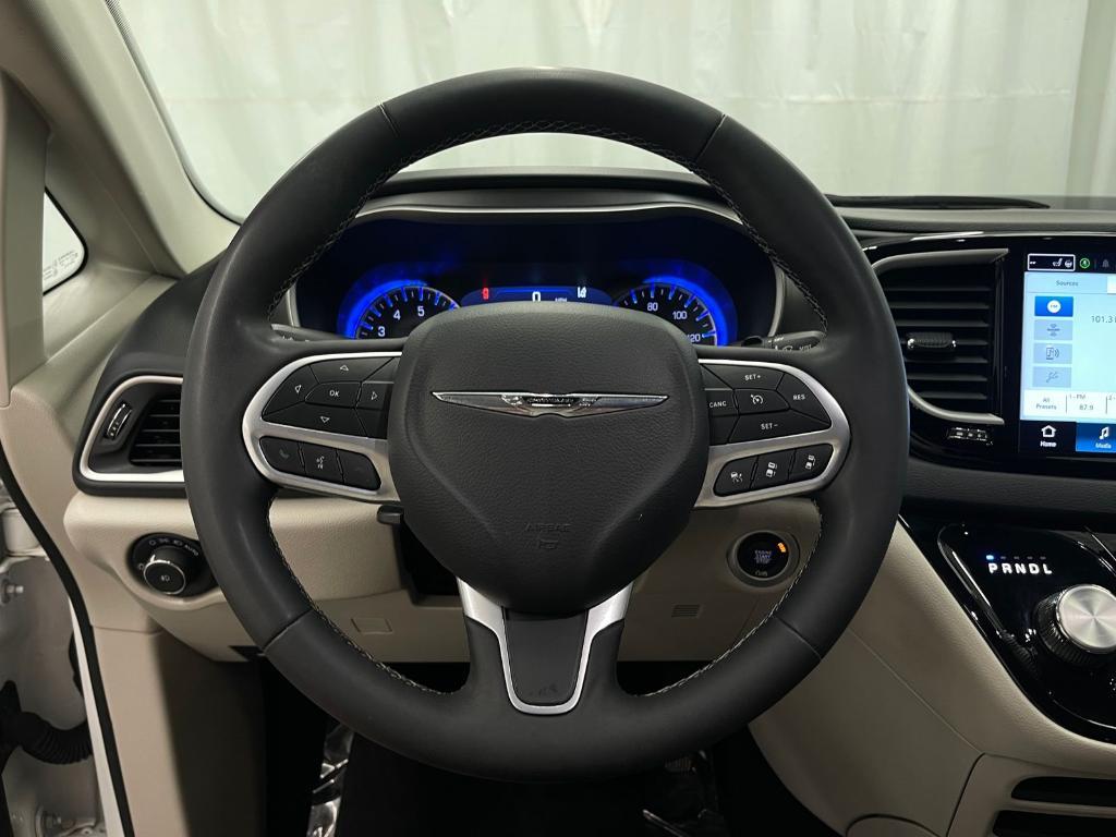 used 2023 Chrysler Pacifica car, priced at $25,000