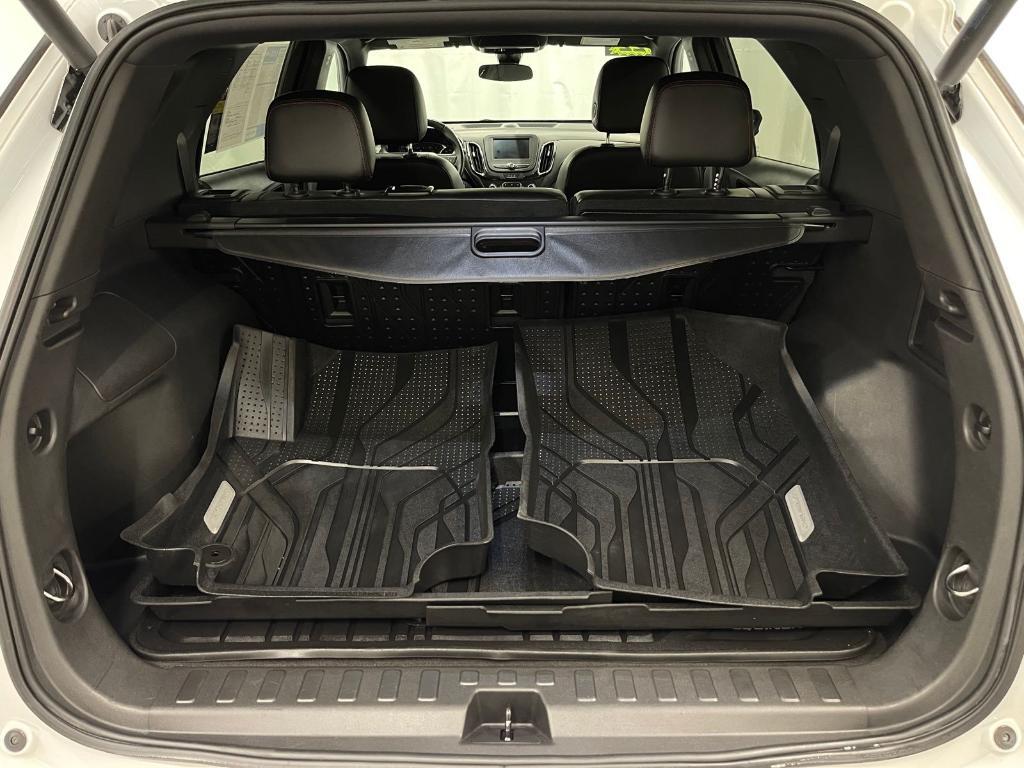 used 2022 Chevrolet Equinox car, priced at $25,000