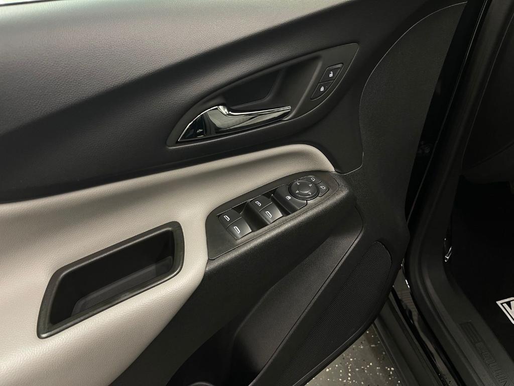 used 2024 Chevrolet Equinox car, priced at $22,500