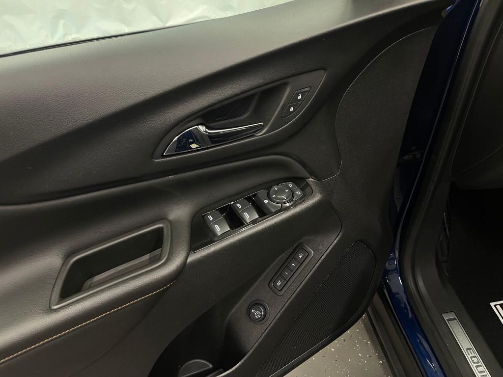 used 2022 Chevrolet Equinox car, priced at $20,000