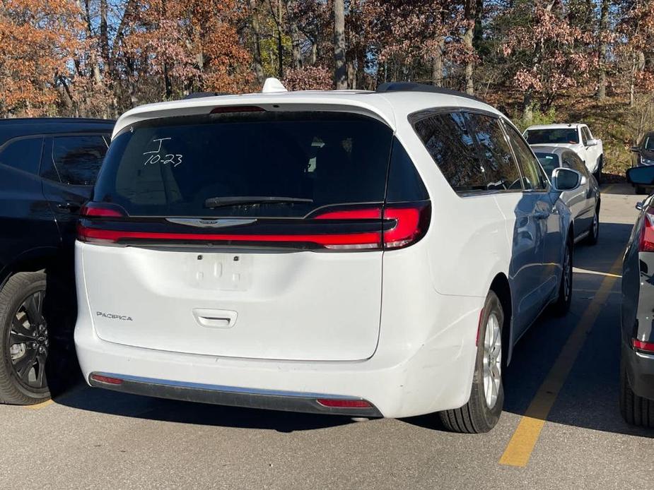 used 2022 Chrysler Pacifica car, priced at $25,000