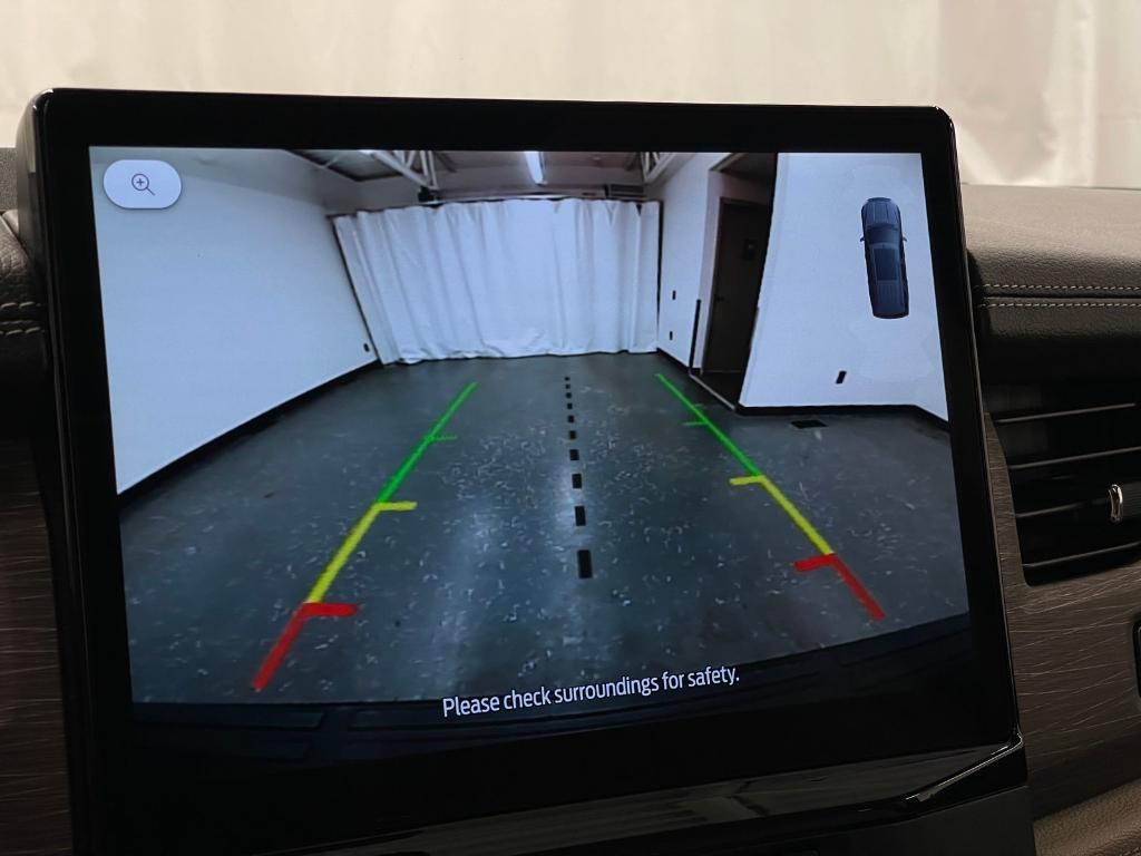 used 2024 Ford Expedition car, priced at $51,500