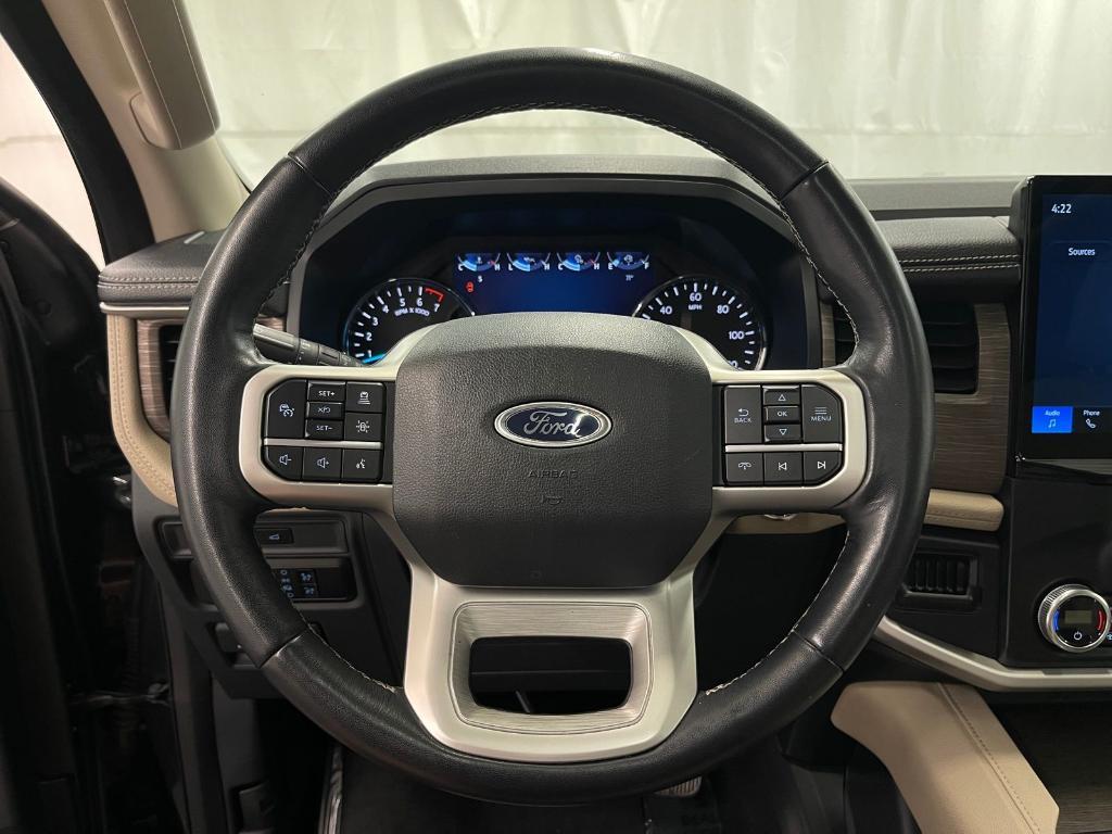 used 2024 Ford Expedition car, priced at $51,500