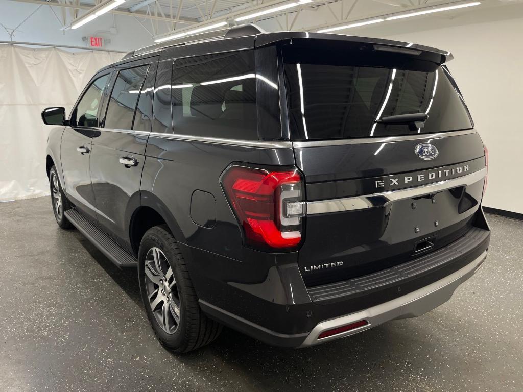 used 2024 Ford Expedition car, priced at $51,500