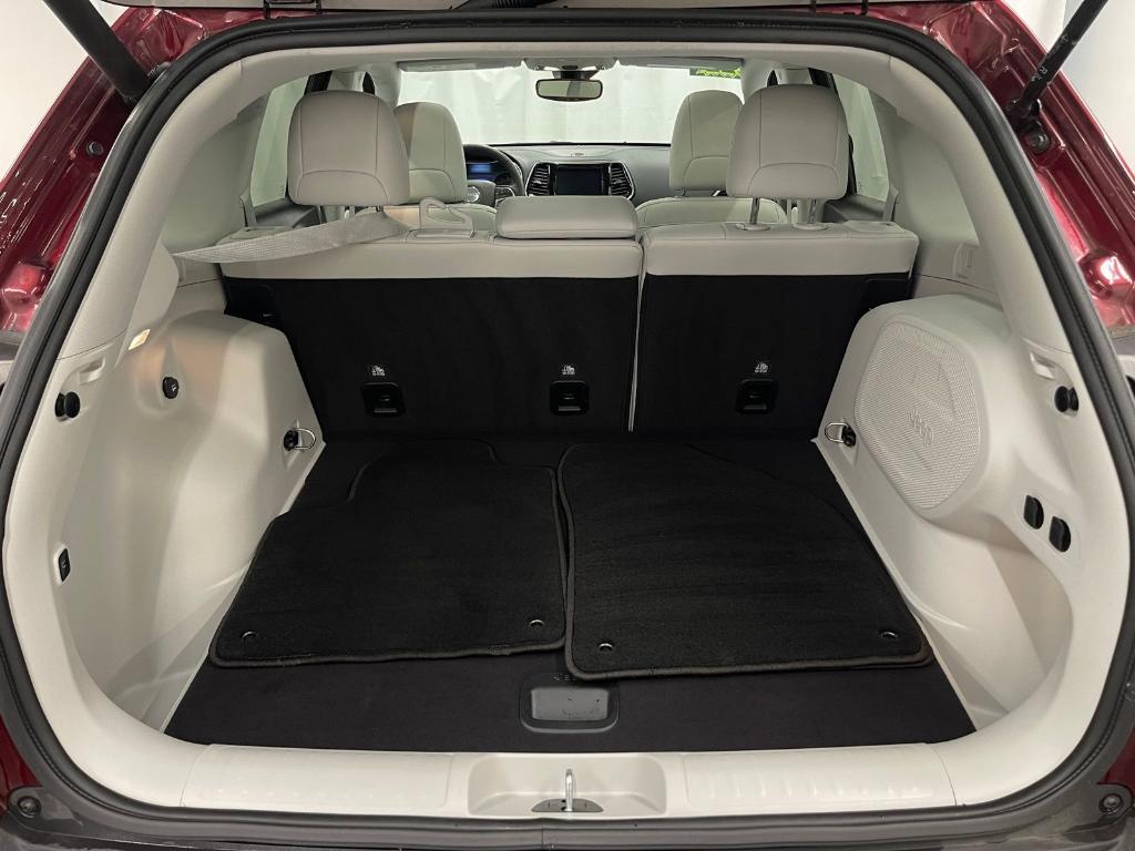 used 2022 Jeep Cherokee car, priced at $29,000