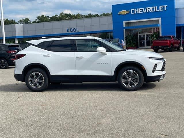 new 2025 Chevrolet Blazer car, priced at $37,987