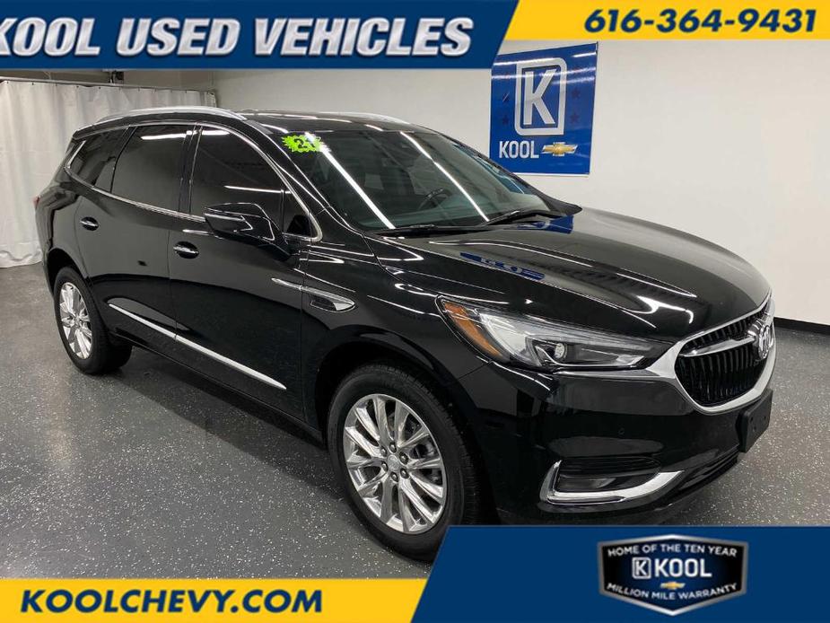 used 2021 Buick Enclave car, priced at $32,000