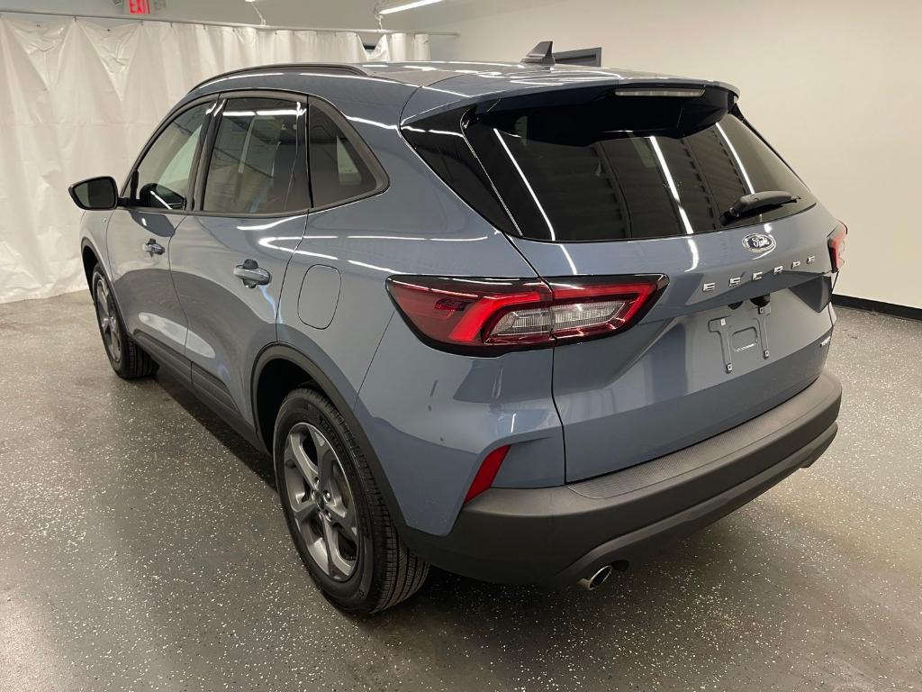 used 2025 Ford Escape car, priced at $27,000