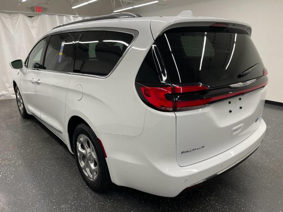 used 2021 Chrysler Pacifica Hybrid car, priced at $30,500