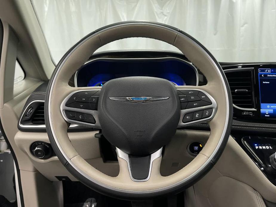 used 2021 Chrysler Pacifica Hybrid car, priced at $30,500