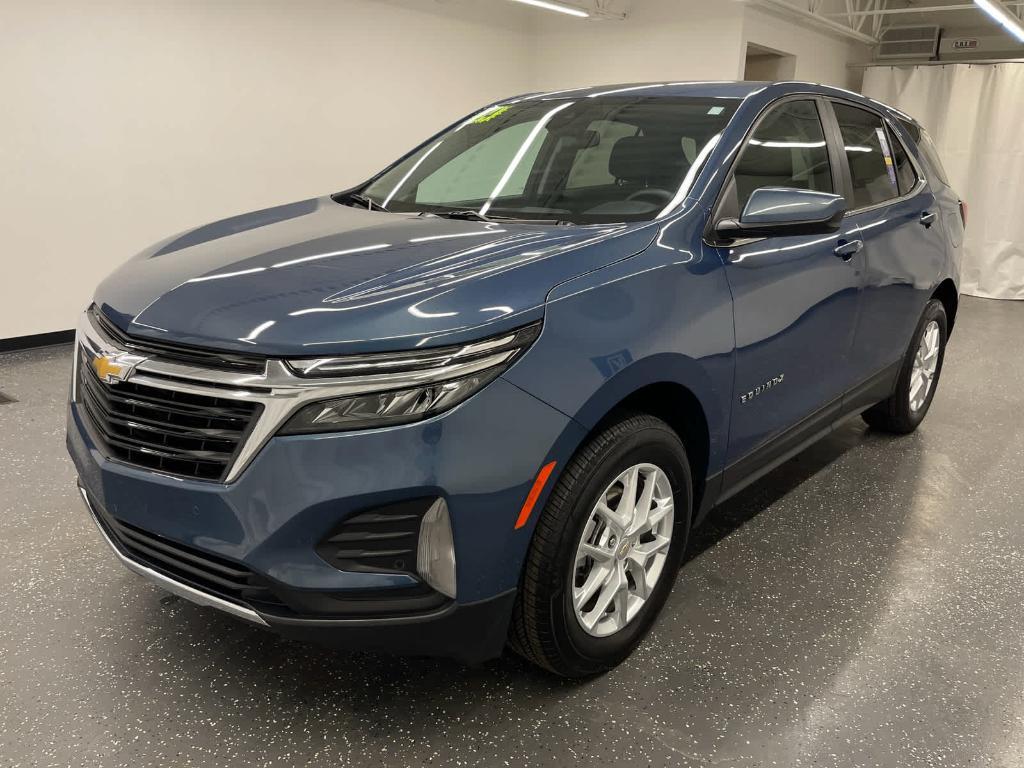 used 2024 Chevrolet Equinox car, priced at $25,500