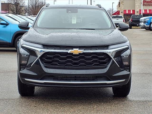 new 2025 Chevrolet Trax car, priced at $22,677