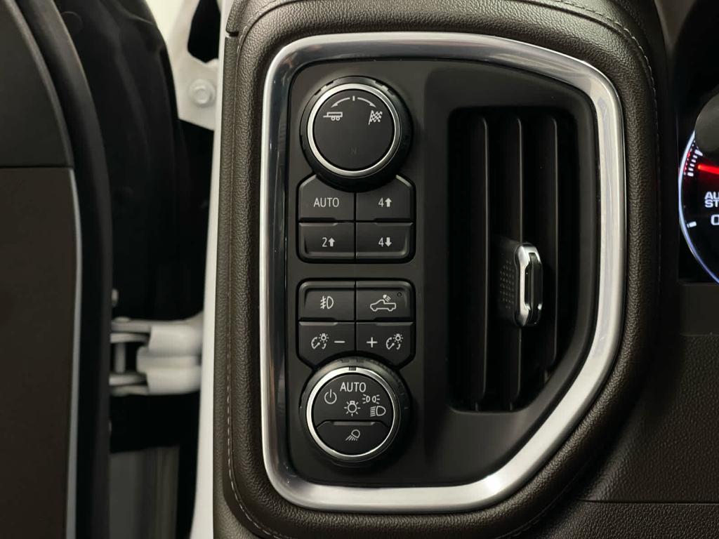 used 2019 Chevrolet Silverado 1500 car, priced at $32,000