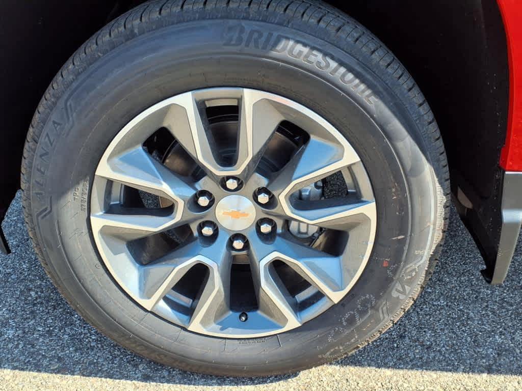 new 2025 Chevrolet Silverado 1500 car, priced at $43,961
