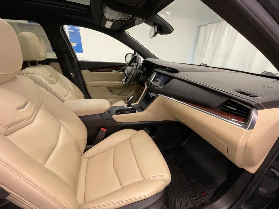 used 2019 Cadillac XT5 car, priced at $21,000