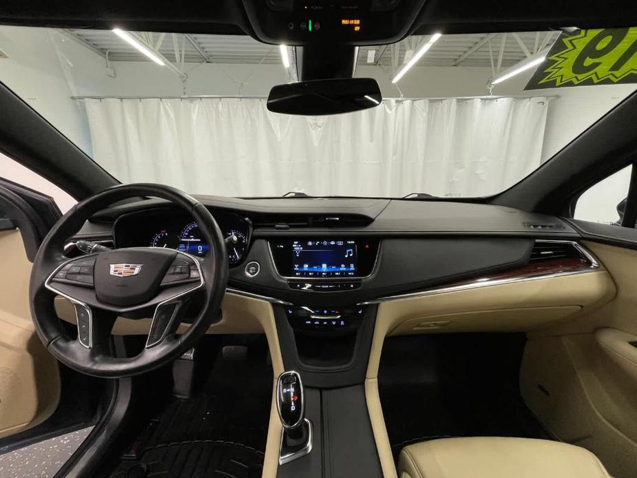 used 2019 Cadillac XT5 car, priced at $21,000