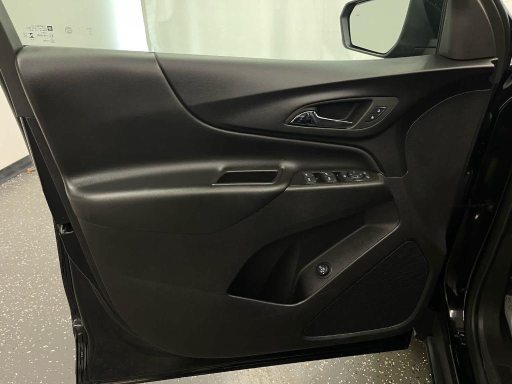 used 2024 Chevrolet Equinox car, priced at $26,500